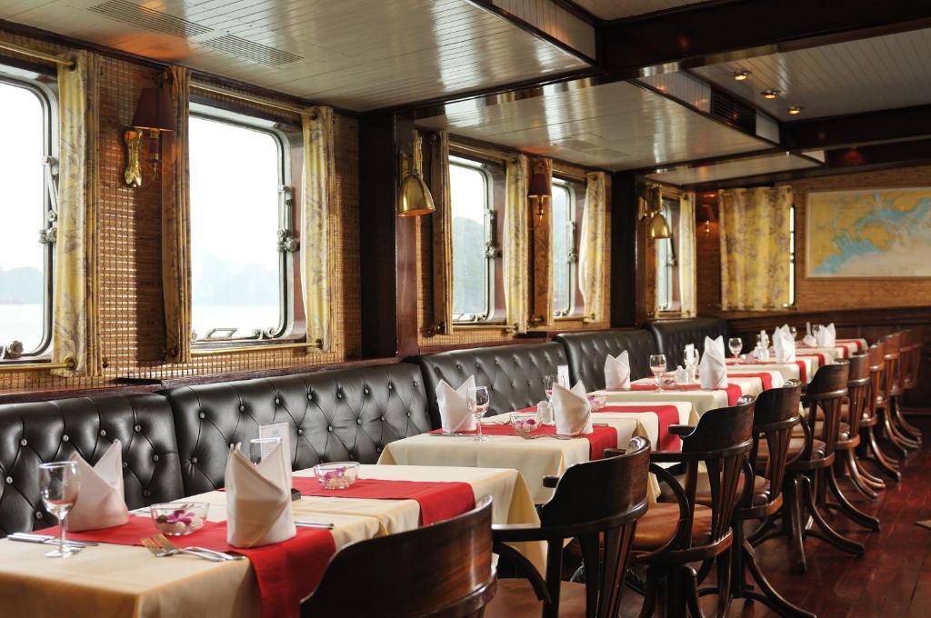 Emeraude Classic Cruises Ha Long Exterior photo
